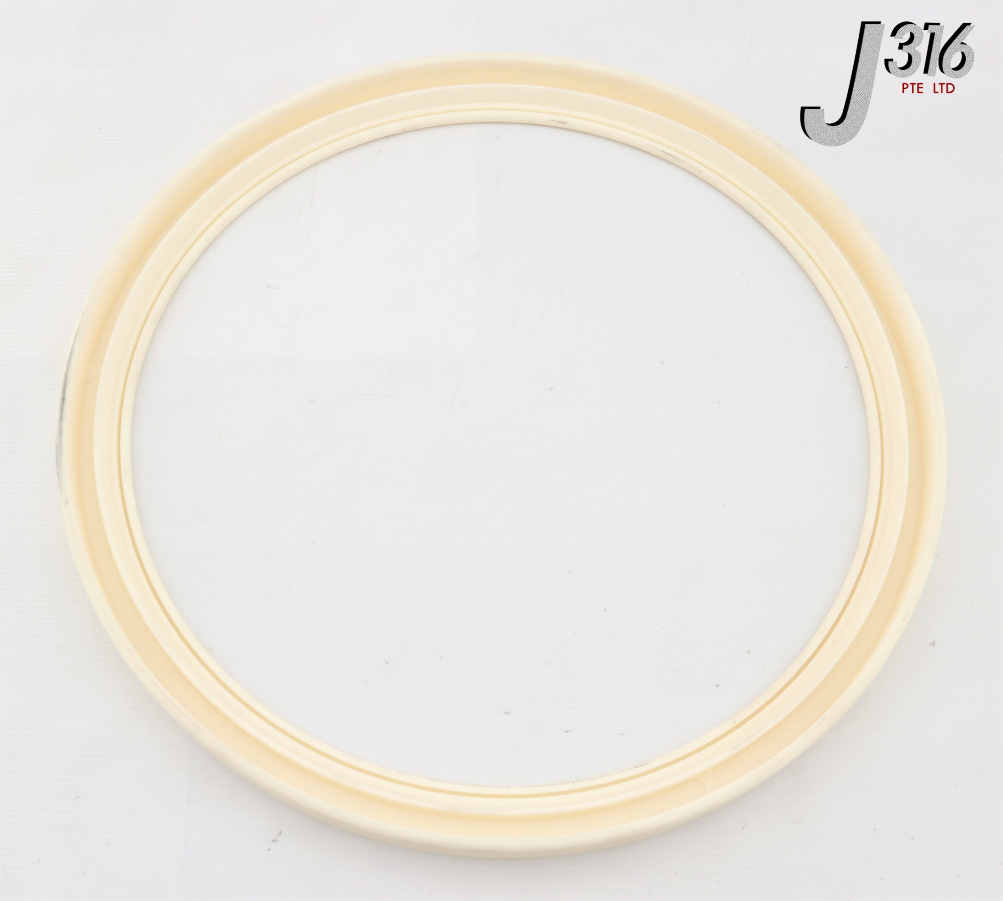 【/】 27838 APPLIED MATERIALS RING, COVER 300MM B101 (CERAMIC)TIN, HEA